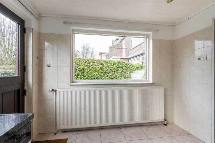 Foto 16 van Burgemeester Luijerinksingel 15