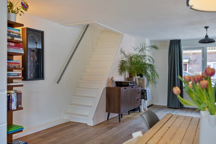 Foto 12 van Marsstraat 6