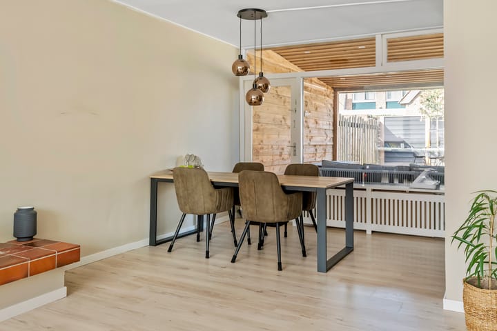 Foto 19 van Hertog Adolfstraat 16