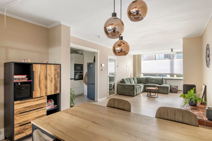 Foto 17 van Hertog Adolfstraat 16