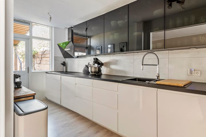 Foto 3 van Hertog Adolfstraat 16