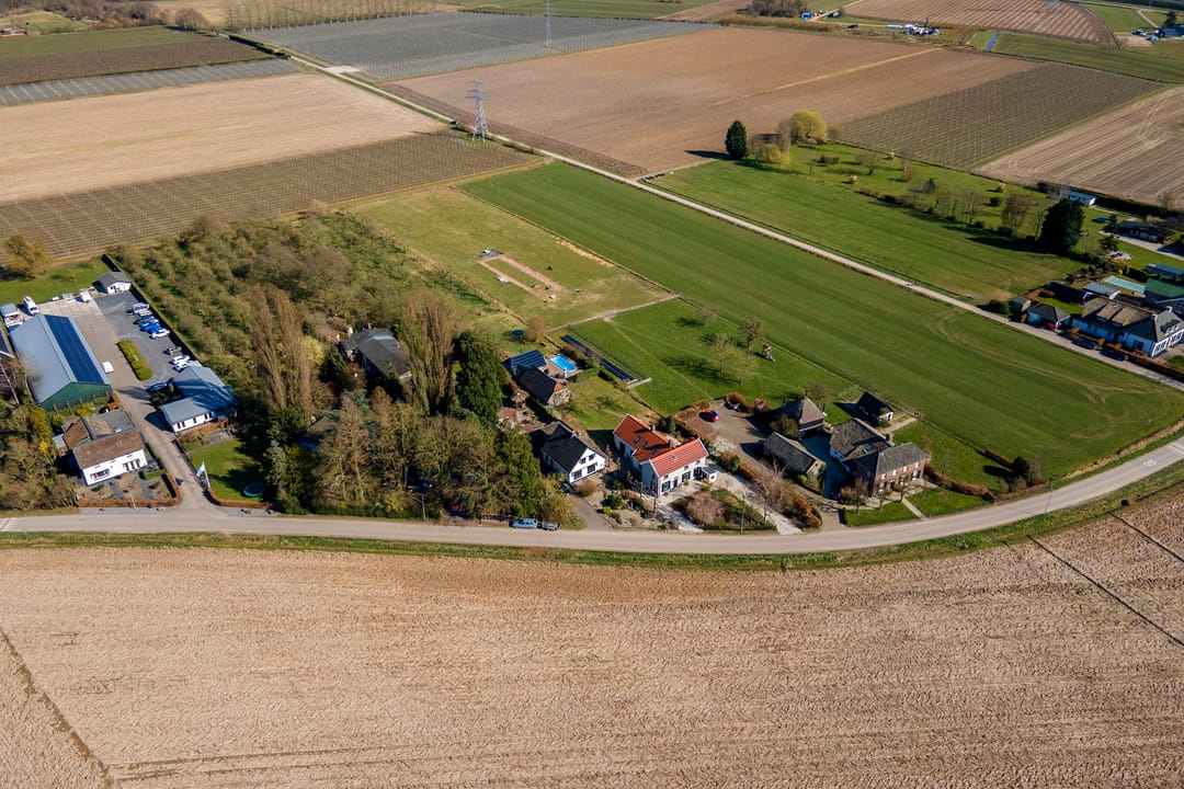 Foto 98 van Tielseweg 32