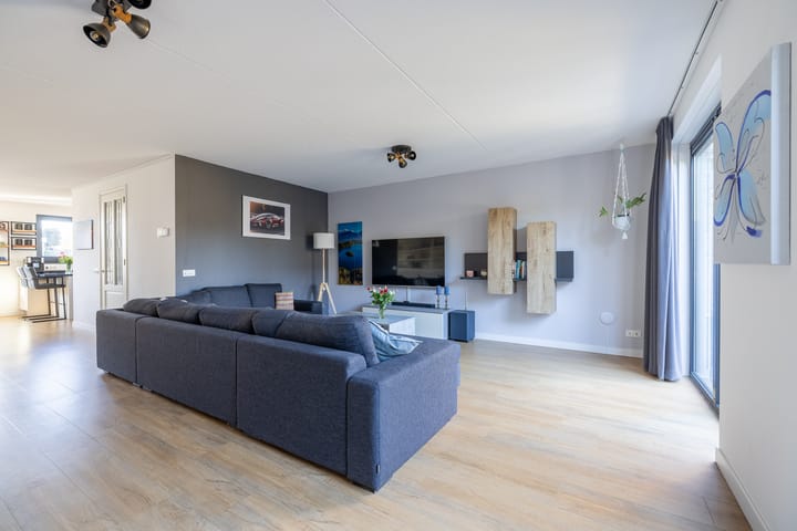 Photo 2 of Slijkakker 16