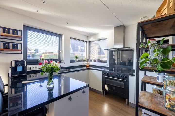 Photo 12 of Slijkakker 16