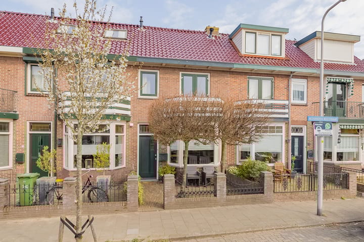 Koopwoningen - huizen te koop in [Funda]