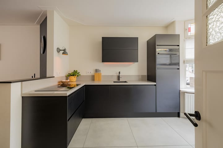 Foto 9 van Alexander Bellstraat 27