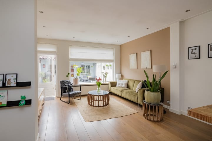 Foto 15 van Alexander Bellstraat 27