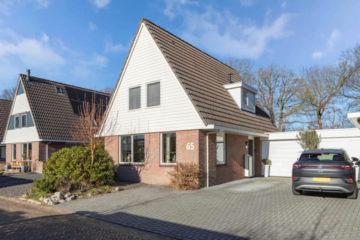 Photo 1 of Tormentil 65