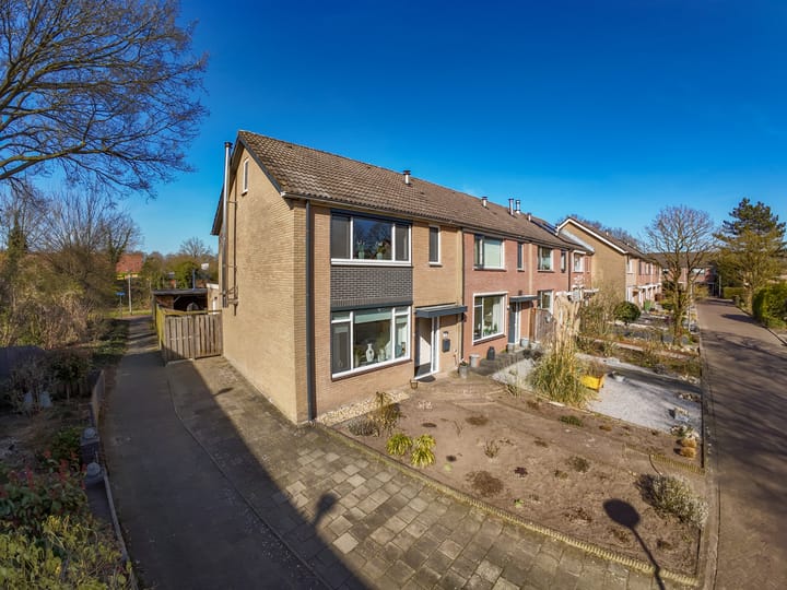 Foto 41 van Canadastraat 107