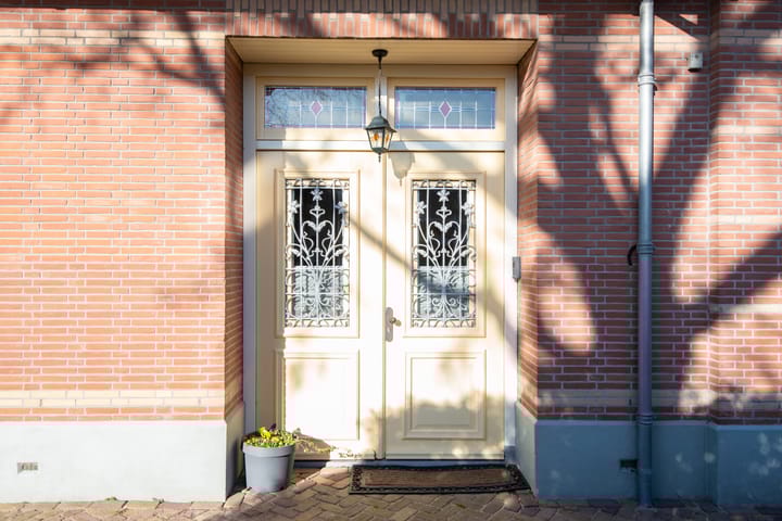 Photo 7 of Westeinde 302