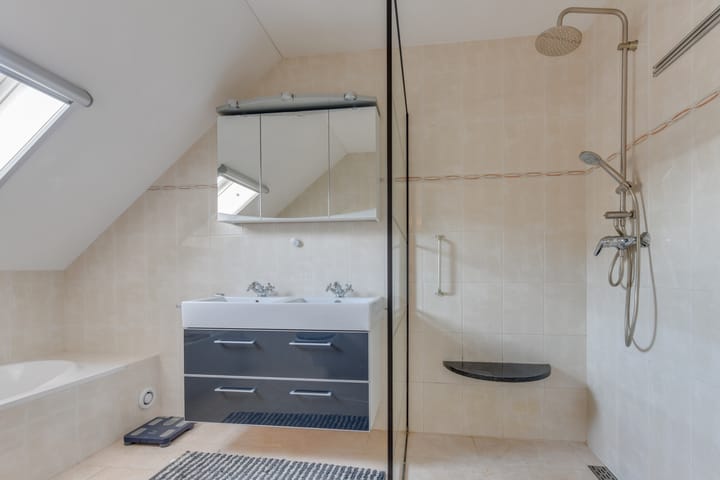 Photo 4 of Westeinde 302