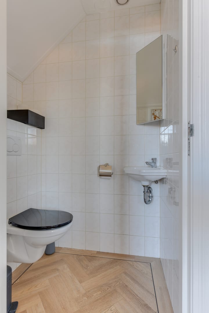 Photo 25 of Westeinde 302