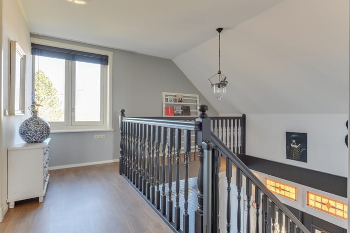 Photo 29 of Westeinde 302