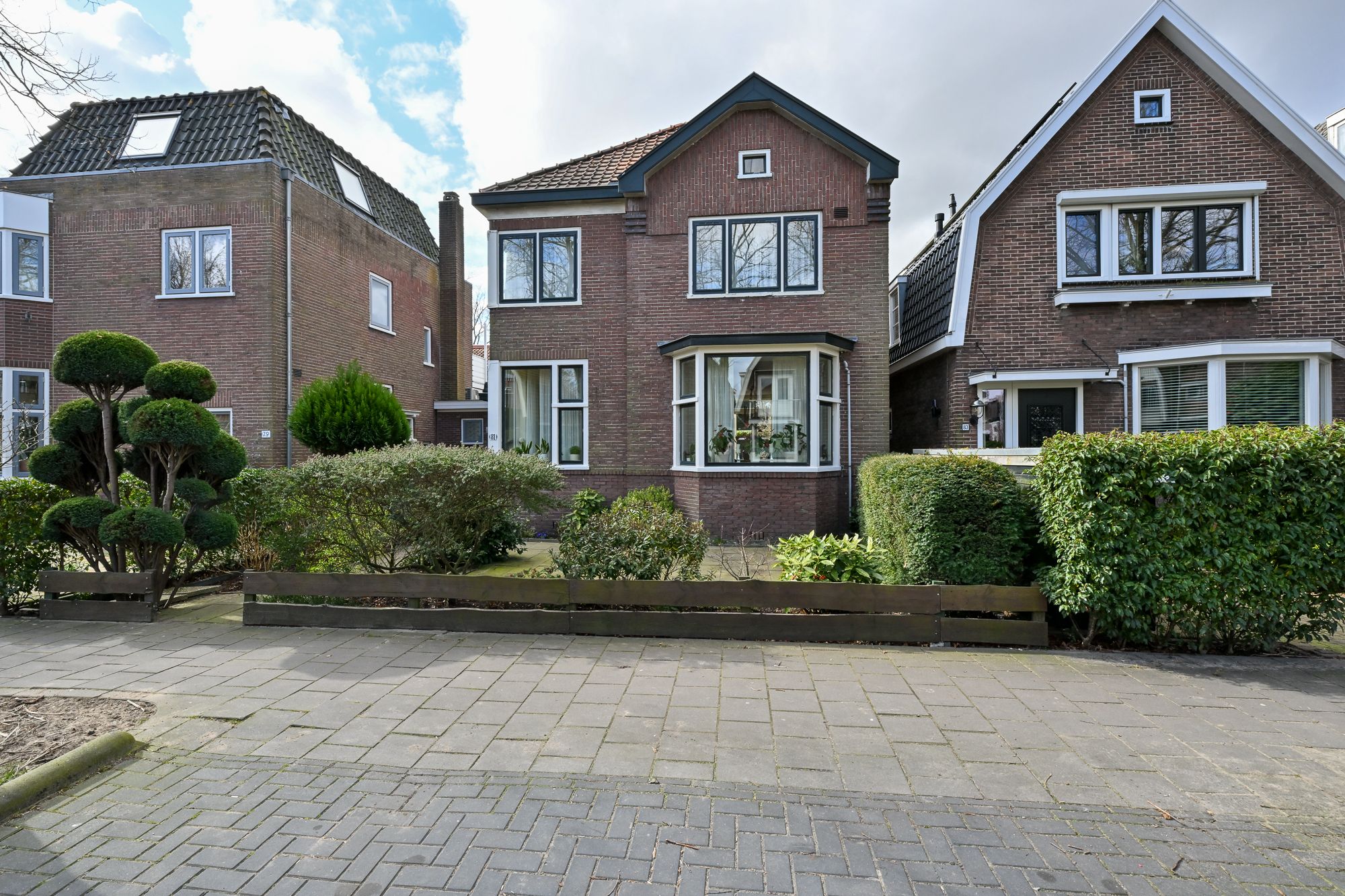 Breestraat 81