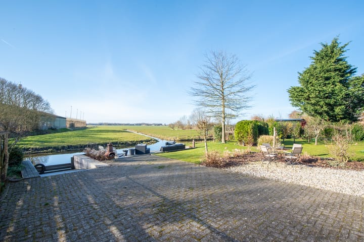 Photo 61 of Westeinde 302