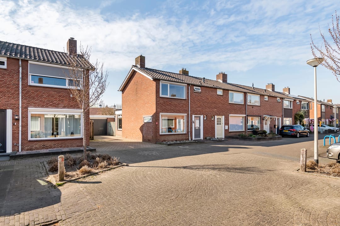 Foto 28 van Meidoornstraat 17