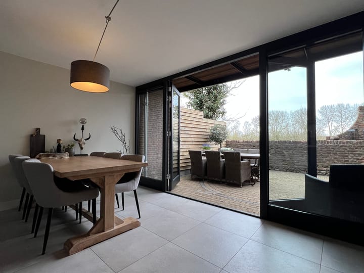 Foto 9 van Molenstraat 23