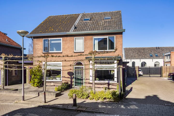 Foto 1 van Fluitersstraat 61