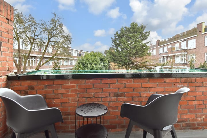 Foto 25 van Barneveldstraat 66