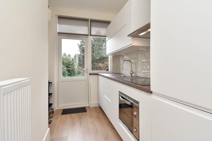 Foto 21 van Barneveldstraat 66