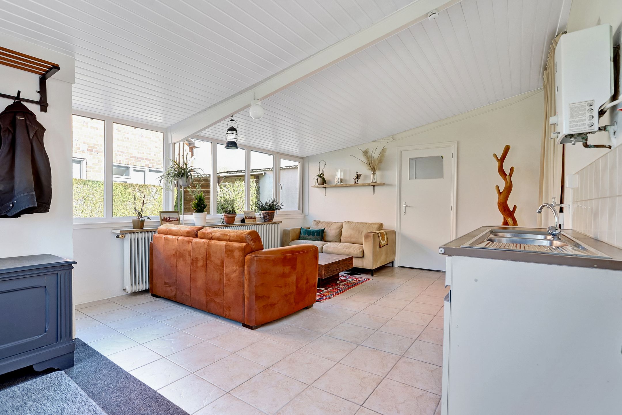 Foto 6 van Loveren 16