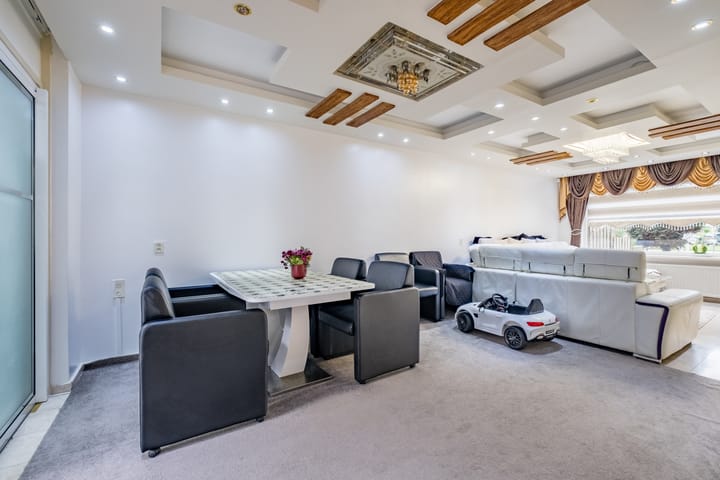 Foto 5 van Besançonlaan 2