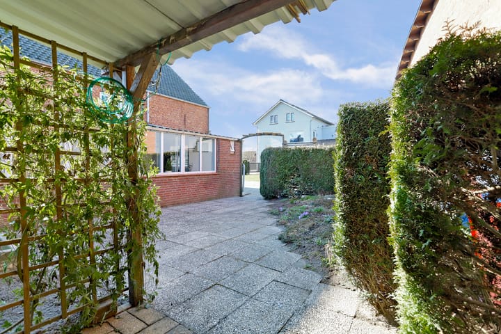 Foto 49 van Loveren 16