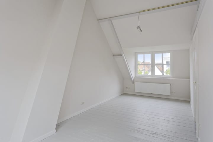 Foto 10 van Oostwal 48