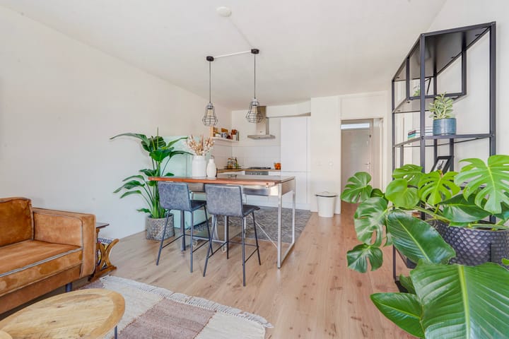 Foto 10 van Columbusstraat 186-J