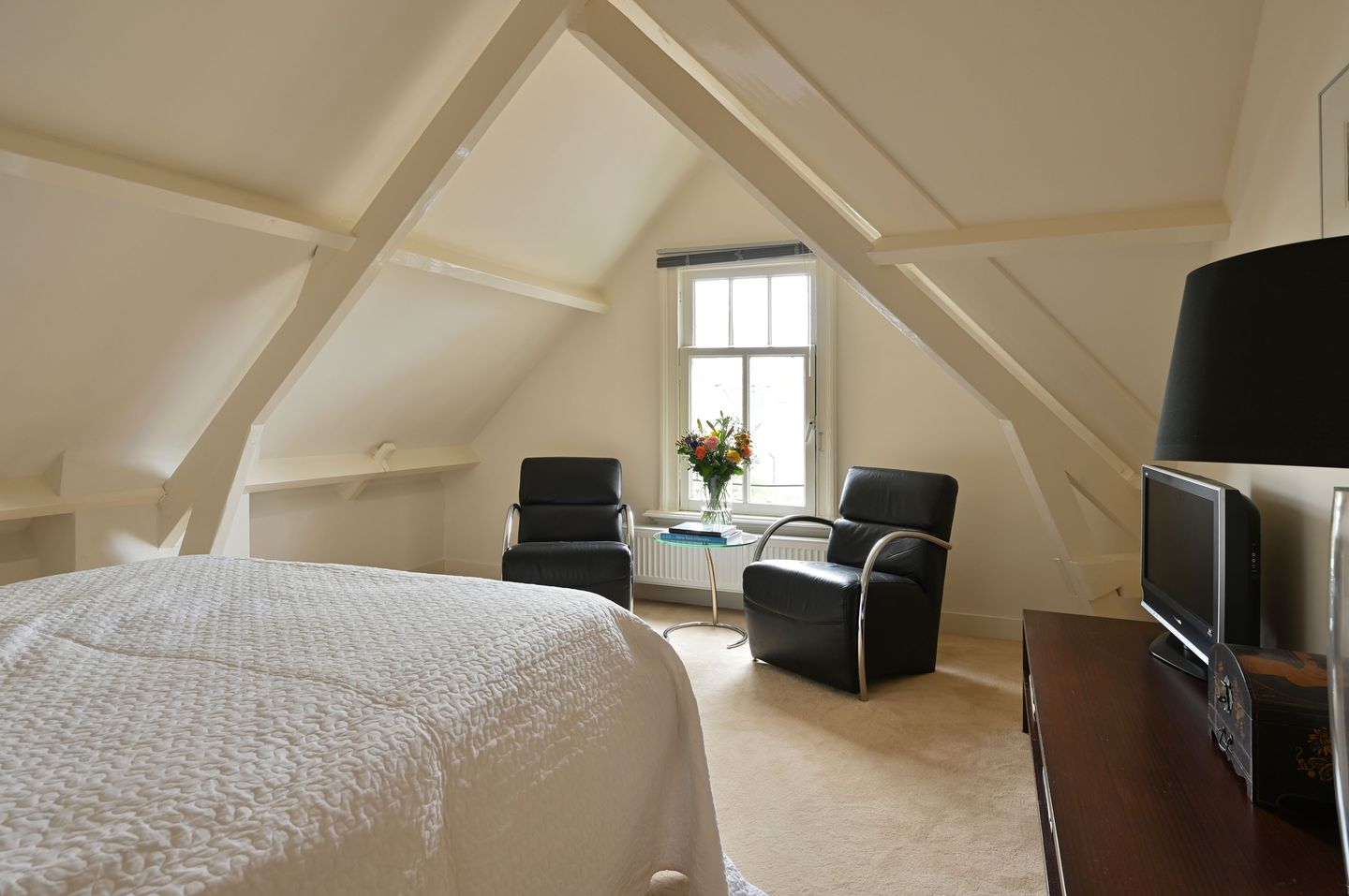 Foto 20 van Julianalaan 14