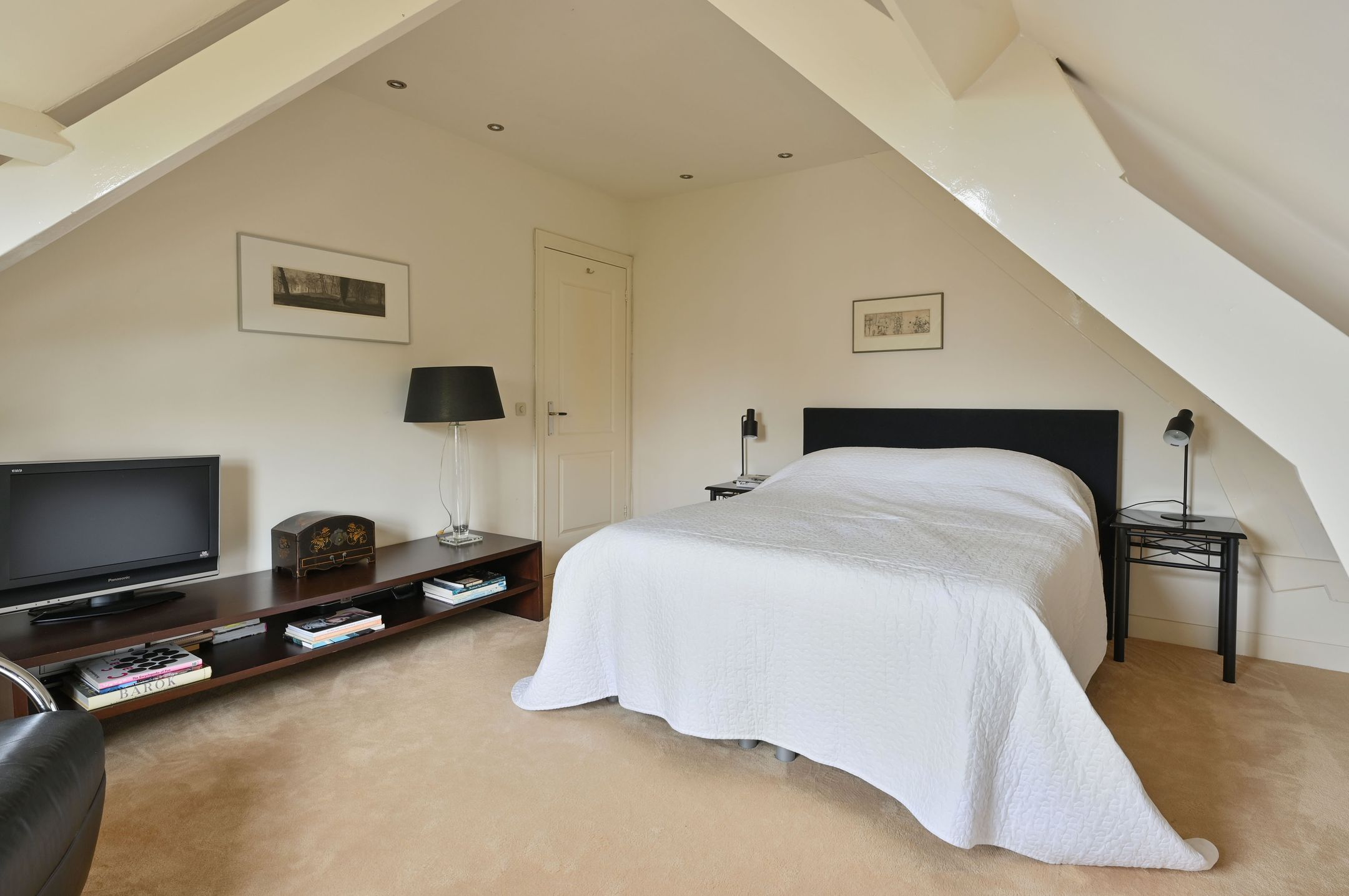 Foto 21 van Julianalaan 14