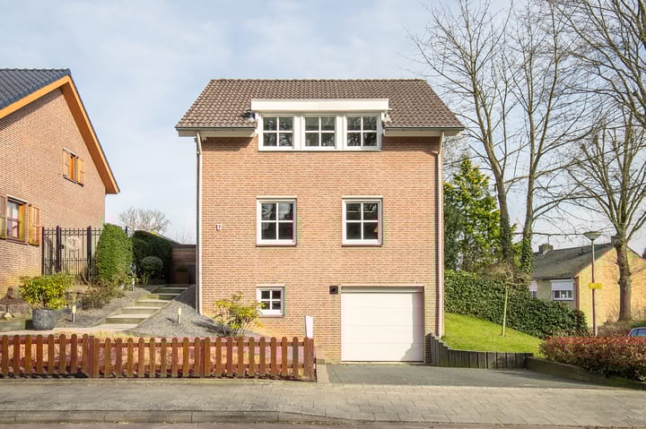 Foto 1 van Schubertstraat 17