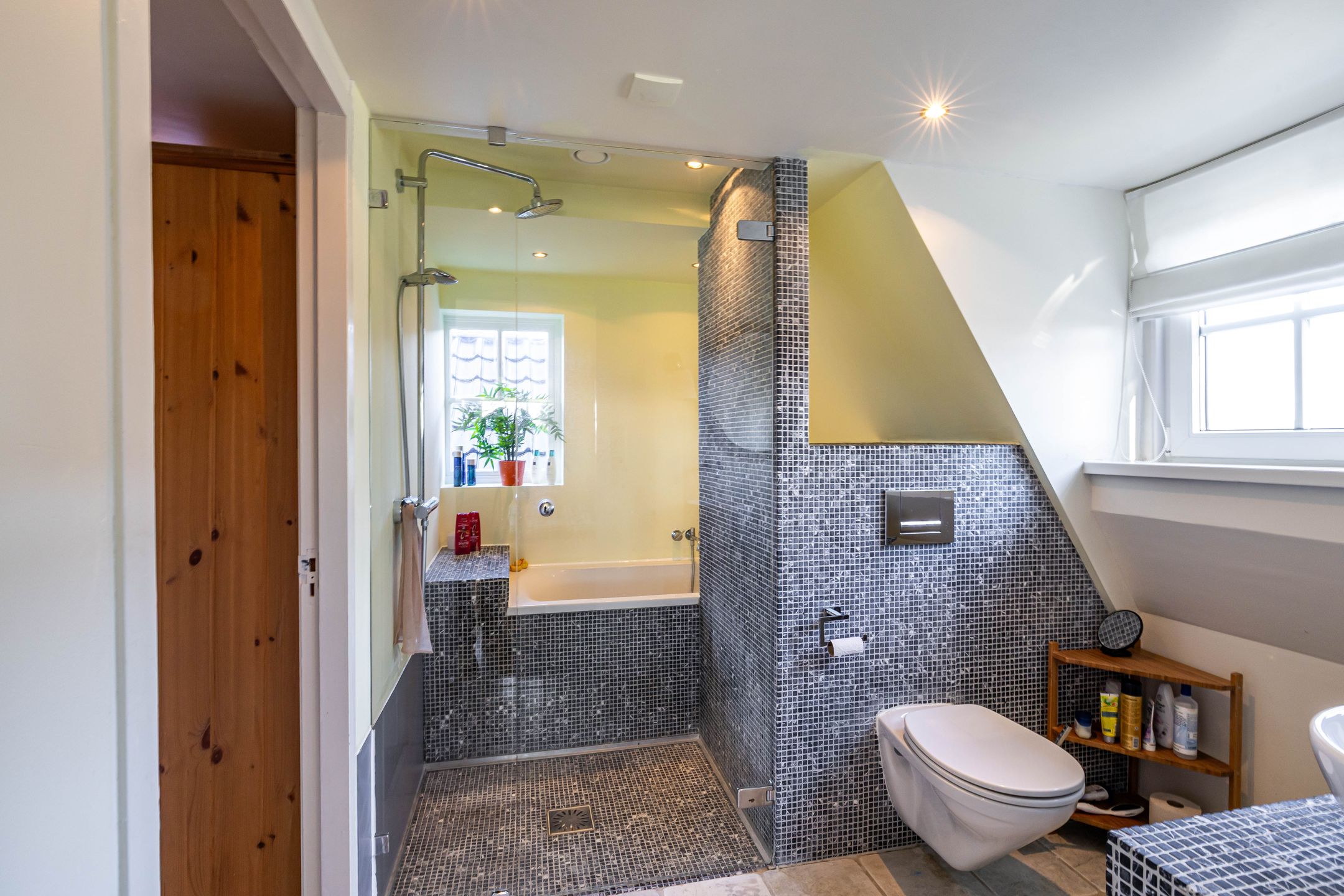 Foto 27 van Zuidlaarderweg 64