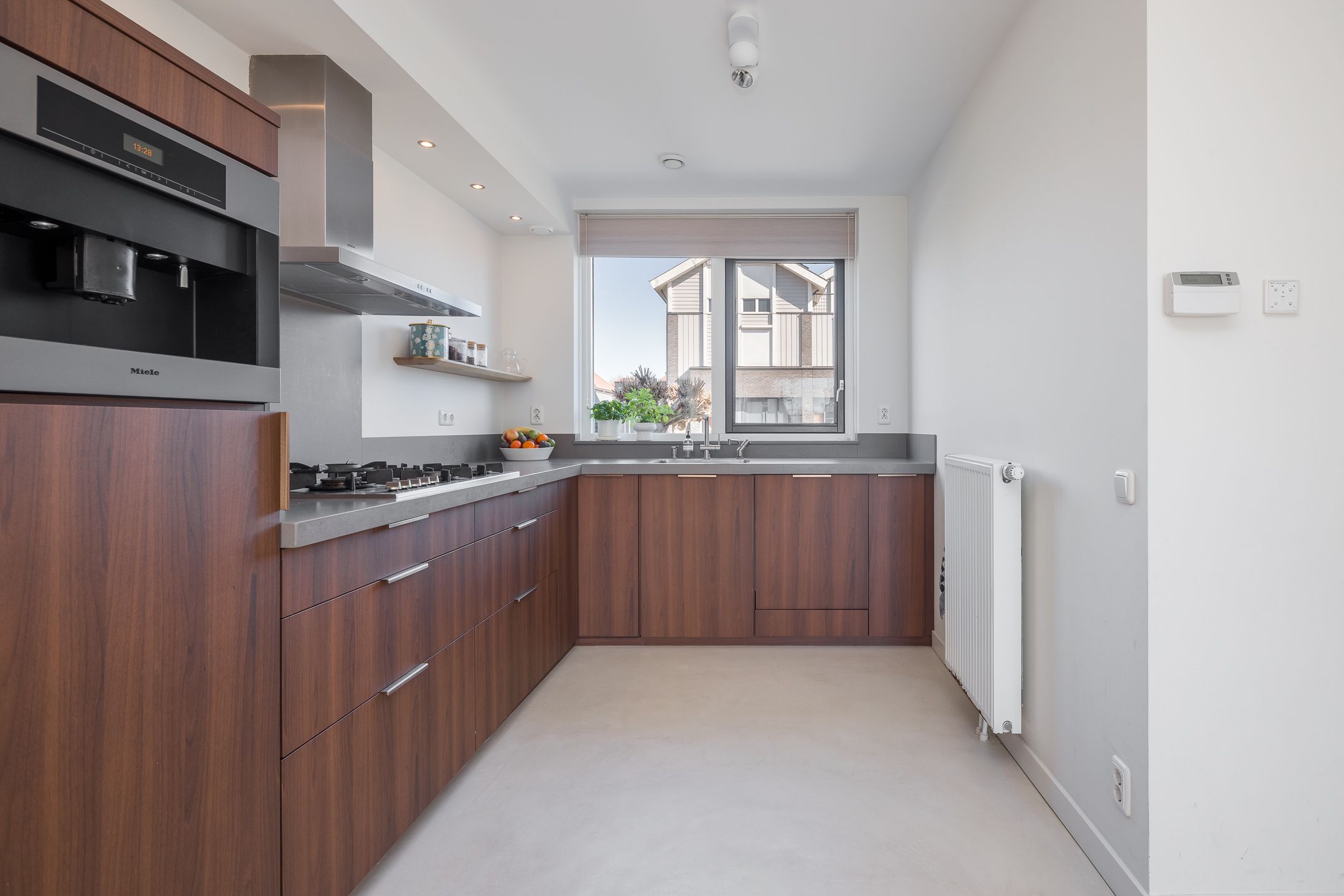 Foto 12 van Kluut 24