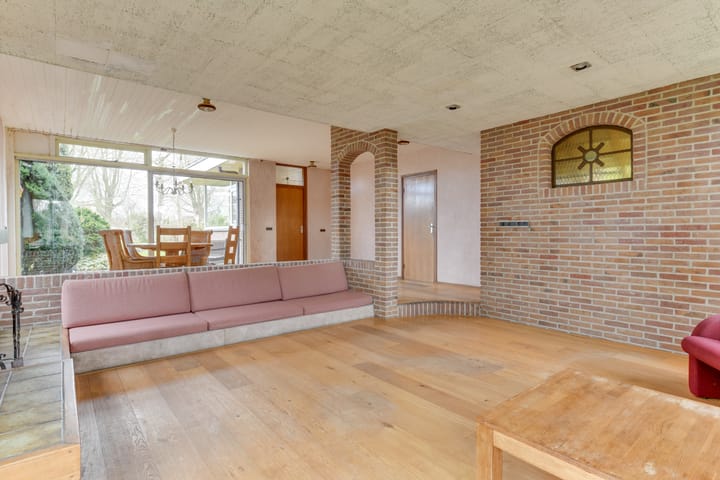 Photo 12 of Weegbree 5