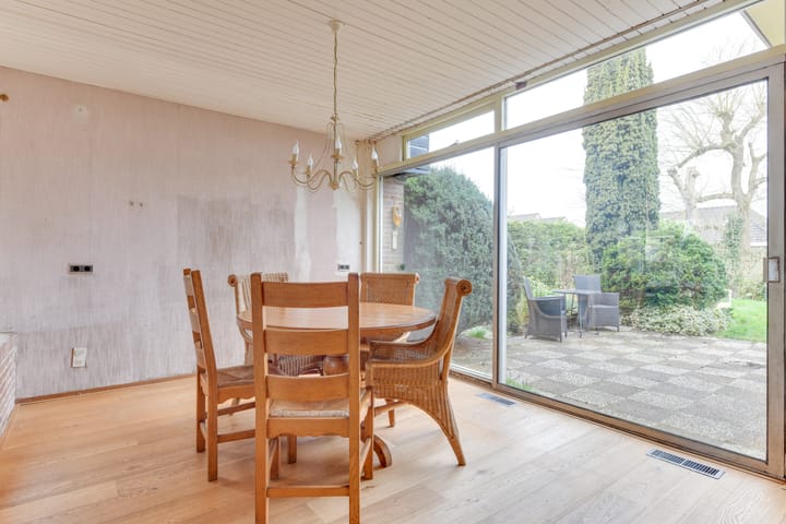 Photo 15 of Weegbree 5