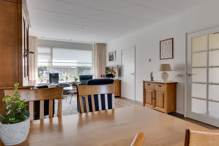 Foto 11 van Acacialaan 44