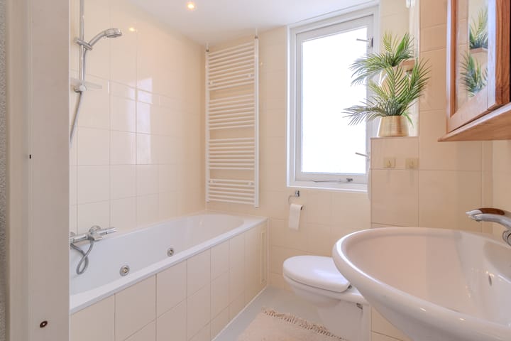 Foto 24 van Aletta Jacobsstraat 68