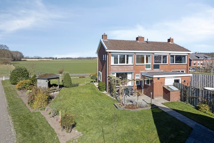 Photo 3 of Harpersweg 6