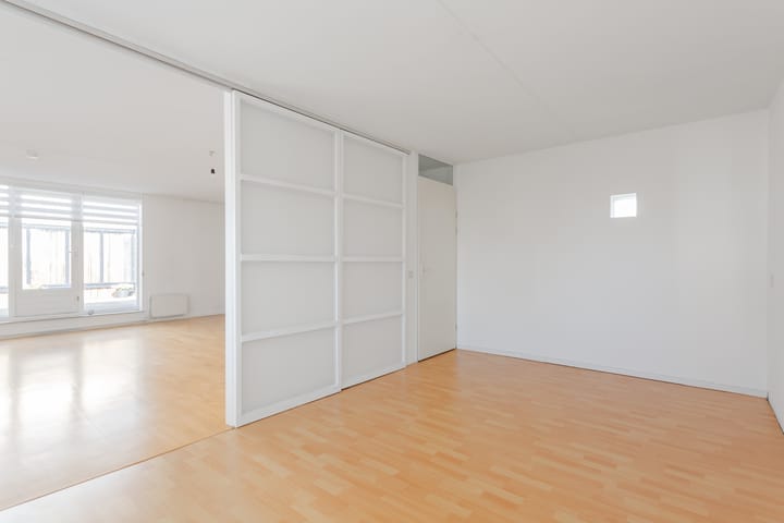 Foto 10 van Roeselarestraat 21