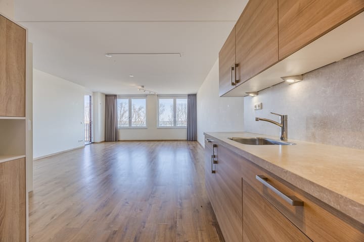 Foto 2 van Koninginnedijk 196