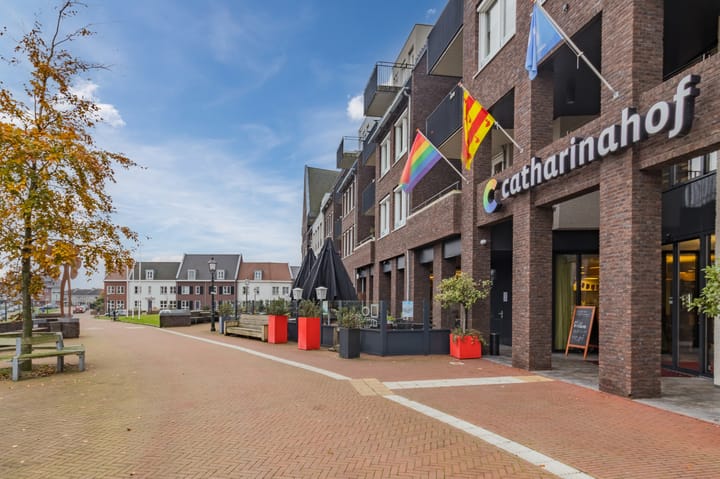 Photo 22 of Koninginnedijk 196