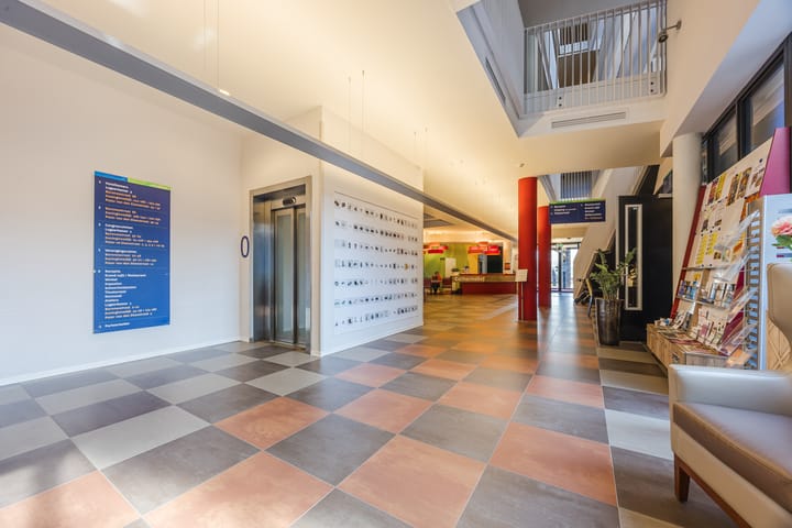 Photo 24 of Koninginnedijk 196