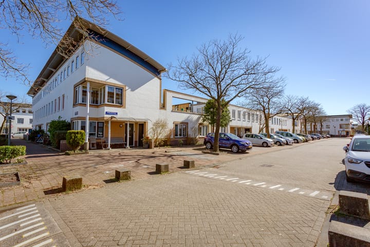 Foto 33 van Roeselarestraat 21