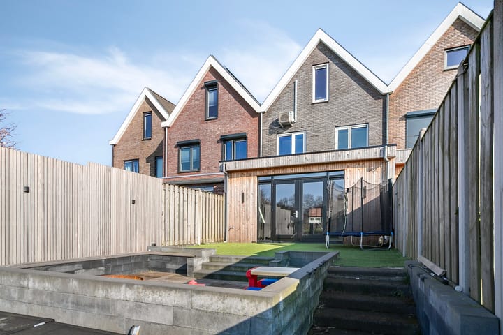 Photo 34 of Maasdijk 109