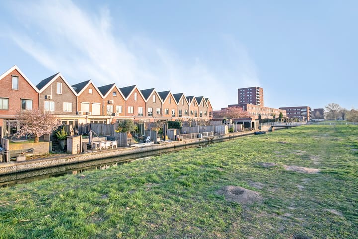 Photo 39 of Maasdijk 109