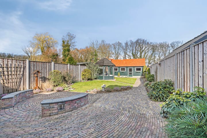 Photo 24 of Dernhorstlaan 26