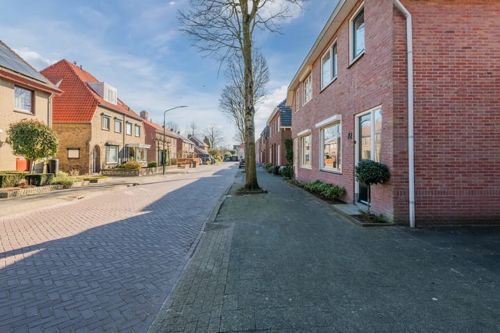 Foto 33 van Tuinstraat 72