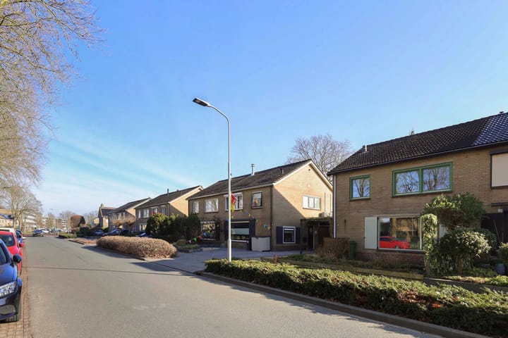 Foto 1 van Willem de Zwijgerlaan 14