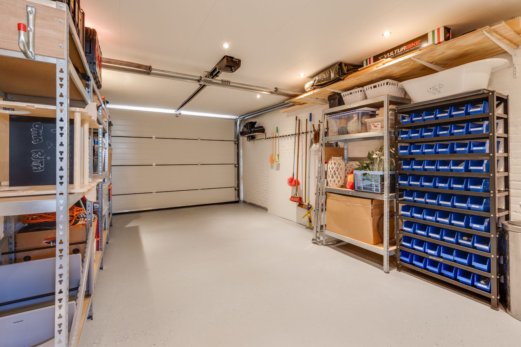 Foto 21 van Cornelis Trooststraat 90